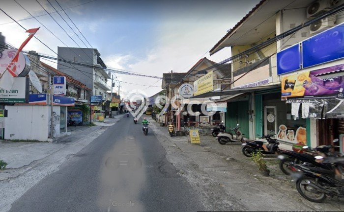 Rumah Mewah LB 360m2 Siap Pakai Desain Elegan di Condong Catur, Sleman Rumah Mewah LB 360m2 Siap Pakai Desain Elegan di Condong Catur, Sleman
