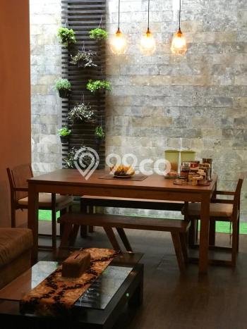 Rumah Berkualitas Depok, Sleman, Luas 256m² LB 350m² Rumah Berkualitas Depok, Sleman, Luas 256m² LB 350m²