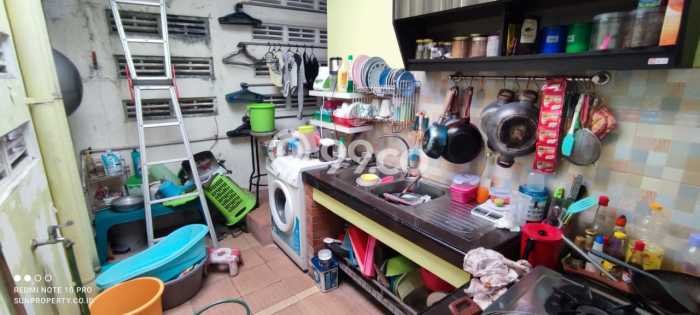 Rumah Bagus kawasan Mantrijeron, Yogyakarta, LT 133m2m² Bangunan 162m2m² HARGA MENARIK! Rumah Bagus kawasan Mantrijeron, Yogyakarta, LT 133m2m² Bangunan 162m2m² HARGA MENARIK!