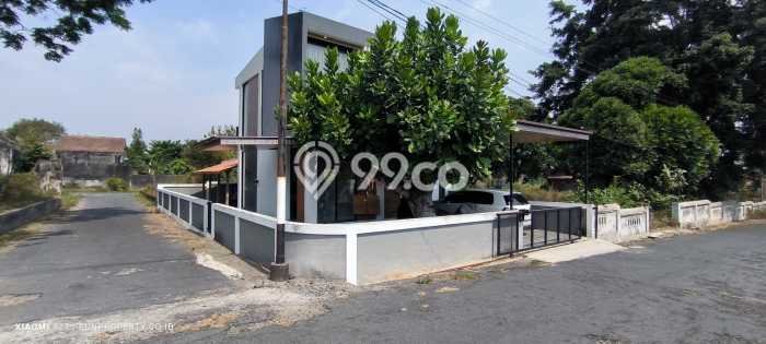 KESEMPATAN TERBAIK! Rumah Asri di Pakem, LT 220m2m² LB 100m2m² KESEMPATAN TERBAIK! Rumah Asri di Pakem, LT 220m2m² LB 100m2m²