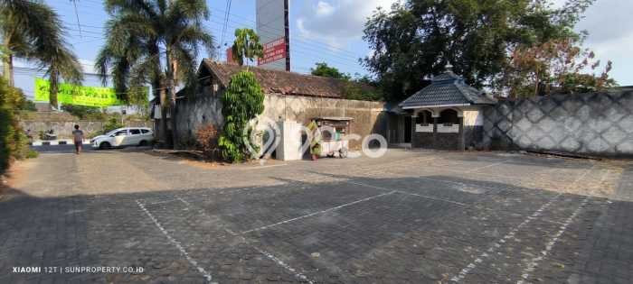 LOKASI STRATEGIS! Kantor di Mlati, Luas 450m2m², Area Komersial, Mainroad LOKASI STRATEGIS! Kantor di Mlati, Luas 450m2m², Area Komersial, Mainroad