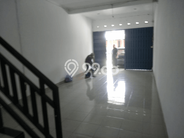 Ruko untuk disewa di Depok punya LT 69m2 & LB 108m2 harga sewa kompetitif Ruko untuk disewa di Depok punya LT 69m2 & LB 108m2 harga sewa kompetitif