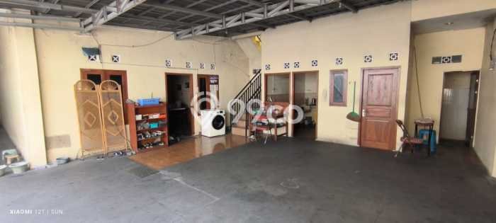 Rumah Mewah Siap Huni LT 447m2 di Mlati, Sleman Rumah Mewah Siap Huni LT 447m2 di Mlati, Sleman