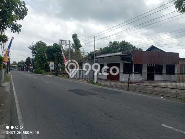 LOKASI STRATEGIS! Gudang Kawasan Bantul, Luas 500m2m², Kawasan Berkembang, Siap Bisnis LOKASI STRATEGIS! Gudang Kawasan Bantul, Luas 500m2m², Kawasan Berkembang, Siap Bisnis