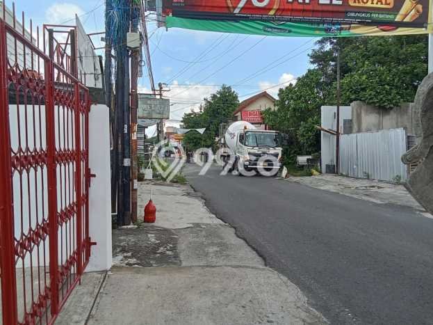 Ruko Disewa di Sleman dengan LB 209m2 Area Komersial Ramai Ruko Disewa di Sleman dengan LB 209m2 Area Komersial Ramai