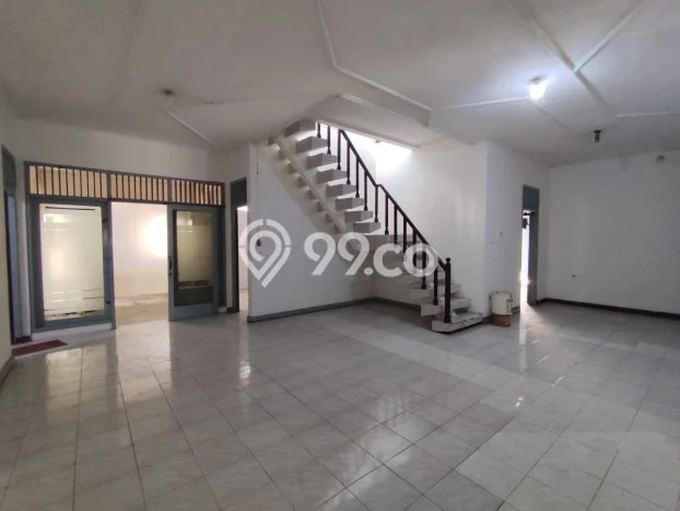 Kantor disewakan lokasi strategis Gondokusuman Yogyakarta 200m2 Kantor disewakan lokasi strategis Gondokusuman Yogyakarta 200m2
