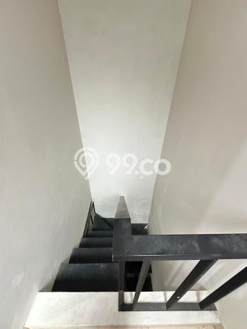 Lokasi strategis! Rumah siap pakai dikontrakkan di Depok LB 150m2 Lokasi strategis! Rumah siap pakai dikontrakkan di Depok LB 150m2
