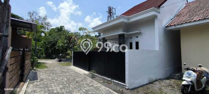 Rumah Modern 3 KT LT 130m2 di Maguwoharjo Rumah Modern 3 KT LT 130m2 di Maguwoharjo