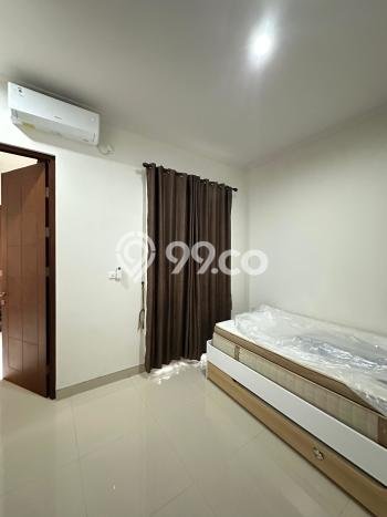 Lokasi strategis! Rumah siap pakai dikontrakkan di Depok LB 150m2 Lokasi strategis! Rumah siap pakai dikontrakkan di Depok LB 150m2