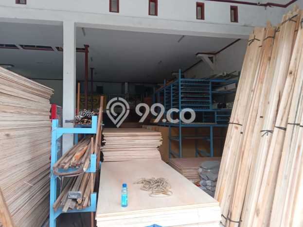 KAWASAN PREMIUM! Ruko di Ngampilan, Luas 190m², Akses Utama KAWASAN PREMIUM! Ruko di Ngampilan, Luas 190m², Akses Utama