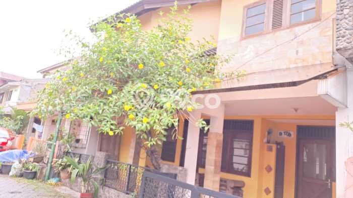 Dijual Cepat Rumah Bagus Siap Huni LB 302m2 di Pamulang, Tangerang Selatan Dijual Cepat Rumah Bagus Siap Huni LB 302m2 di Pamulang, Tangerang Selatan