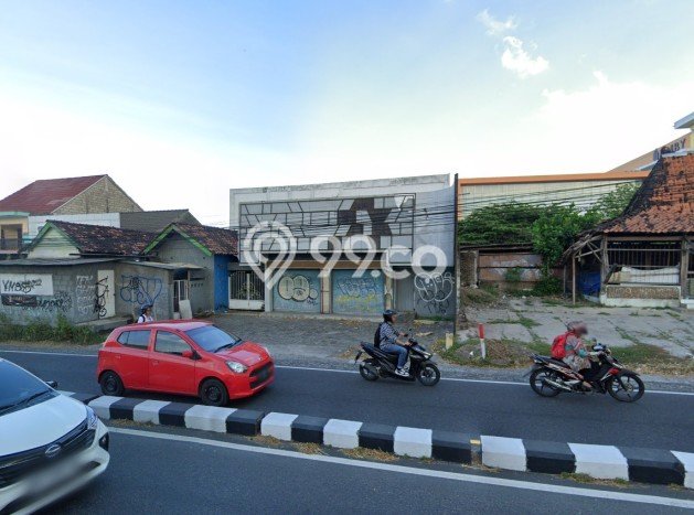 HARGA BERSAING! Komersial di Depok, Luas 250m², Lokasi Komersial HARGA BERSAING! Komersial di Depok, Luas 250m², Lokasi Komersial