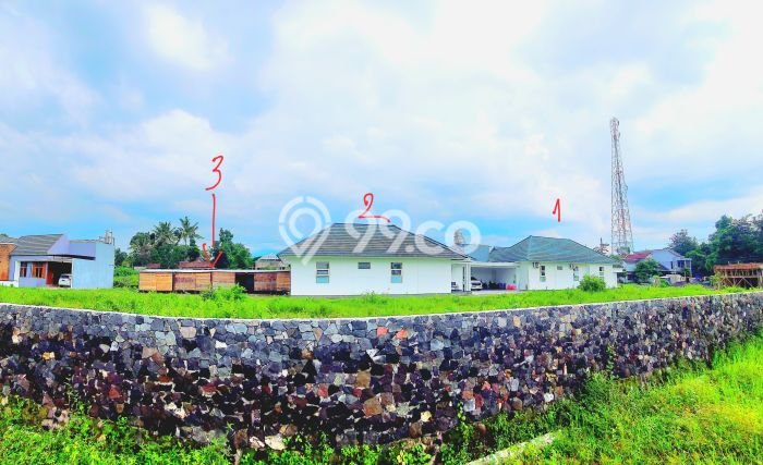 Rumah Strategis Minimalis Lb 200m2 di Ngaglik, Sleman Rumah Strategis Minimalis Lb 200m2 di Ngaglik, Sleman