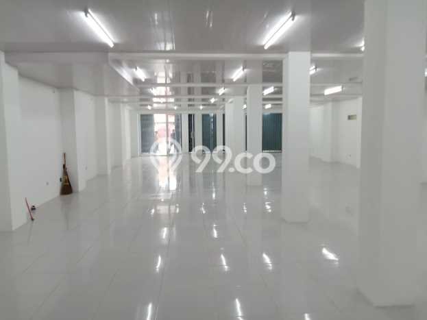 Ruko Disewa di Sleman dengan LB 209m2 Area Komersial Ramai Ruko Disewa di Sleman dengan LB 209m2 Area Komersial Ramai