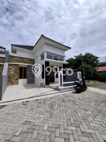 Rumah Modern Cantik 2 KT Siap Huni di Sleman Rumah Modern Cantik 2 KT Siap Huni di Sleman