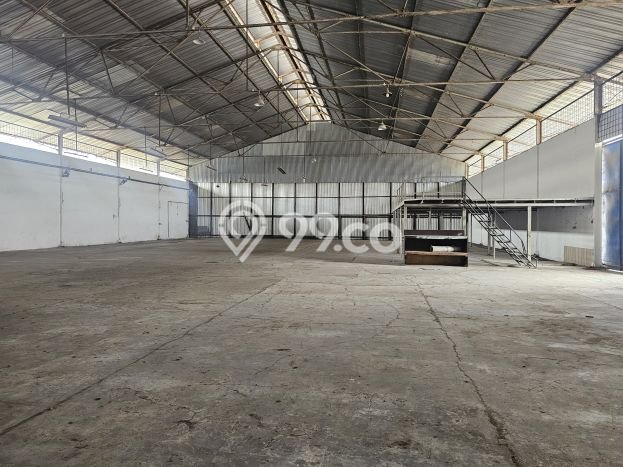 Gudang untuk Disewa di Pusat Jakarta Barat Luas Bangunan 1130m2 Gudang untuk Disewa di Pusat Jakarta Barat Luas Bangunan 1130m2