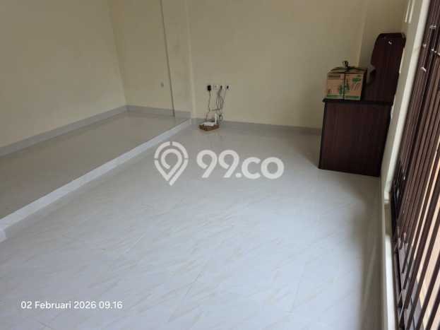 Disewakan! Rumah 3 Kamar Tidur &
2 Kamar Mandi di Permata Buana, Jakarta Barat Disewakan! Rumah 3 Kamar Tidur &
2 Kamar Mandi di Permata Buana, Jakarta Barat