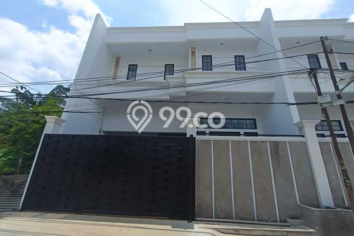 Hot Offer Hunian Mewah Ideal dan Luas di Cengkareng, Jakarta Barat Hot Offer Hunian Mewah Ideal dan Luas di Cengkareng, Jakarta Barat