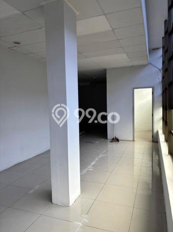 Ruko untuk Disewa di Pusat Tangerang Luas Bangunan 433m2 Ruko untuk Disewa di Pusat Tangerang Luas Bangunan 433m2