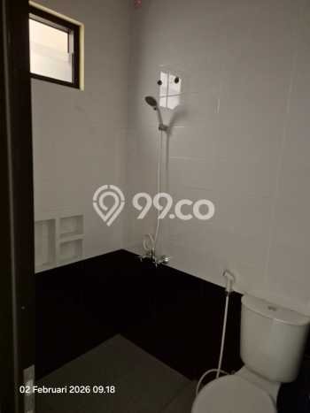 Disewakan! Rumah 3 Kamar Tidur &
2 Kamar Mandi di Permata Buana, Jakarta Barat Disewakan! Rumah 3 Kamar Tidur &
2 Kamar Mandi di Permata Buana, Jakarta Barat