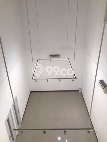 Unit Gudang Disewa Lokasi BSD, Tangerang Selatan Spesifikasi Luas Bangunan 612m2 Unit Gudang Disewa Lokasi BSD, Tangerang Selatan Spesifikasi Luas Bangunan 612m2