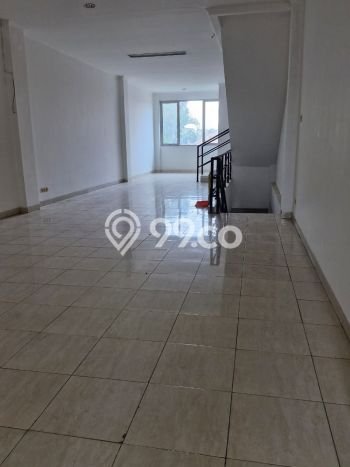 Ruko Disewakan Lokasi BSD Tangerang Selatan Harga Spesial! Ruko Disewakan Lokasi BSD Tangerang Selatan Harga Spesial!