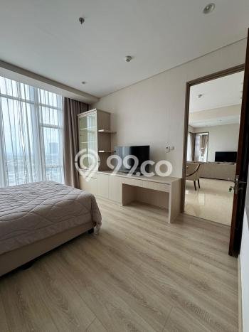 Apartemen Disewakan 3 Kamar Murah Siap Huni di Tangerang, Luas 161m2 Apartemen Disewakan 3 Kamar Murah Siap Huni di Tangerang, Luas 161m2