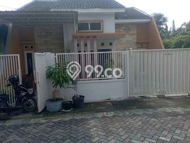 PROPERTI PILIHAN! Rumah di Sidoarjo, LT 96m2m² LB 45m2m² PROPERTI PILIHAN! Rumah di Sidoarjo, LT 96m2m² LB 45m2m²