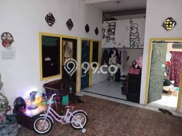 Dijual Cepat Rumah Bagus Siap Huni LB 200m2 di Semampir, Surabaya Dijual Cepat Rumah Bagus Siap Huni LB 200m2 di Semampir, Surabaya