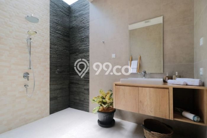 For Sale! Luxury House LT 813m2 Desain Elegan di Bukit For Sale! Luxury House LT 813m2 Desain Elegan di Bukit