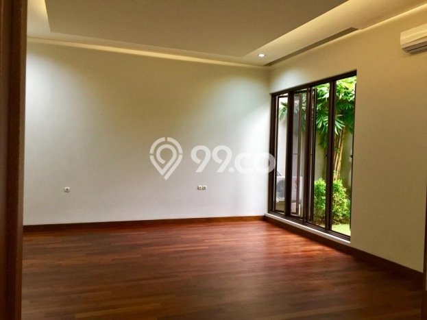 HOT DEAL! Vila Kawasan , Luas 0m2m², Lokasi Strategis HOT DEAL! Vila Kawasan , Luas 0m2m², Lokasi Strategis