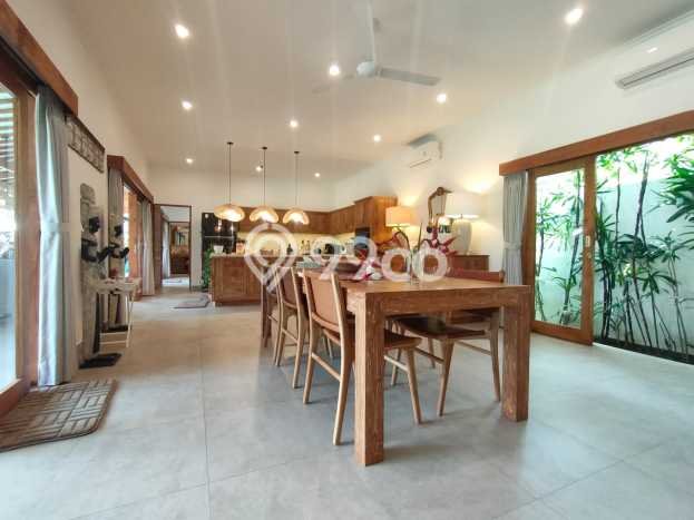 Tempat Ideal! Vila Kawasan , Dimensi 730m2m², Kondisi Prima Tempat Ideal! Vila Kawasan , Dimensi 730m2m², Kondisi Prima