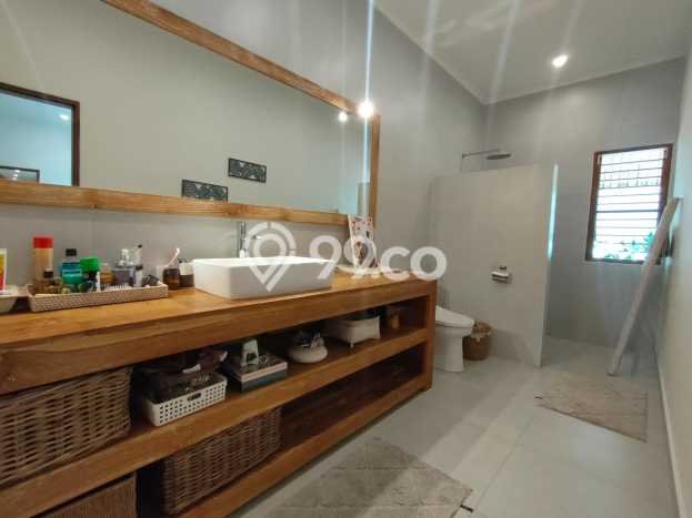 Tempat Ideal! Vila Kawasan , Dimensi 730m2m², Kondisi Prima Tempat Ideal! Vila Kawasan , Dimensi 730m2m², Kondisi Prima