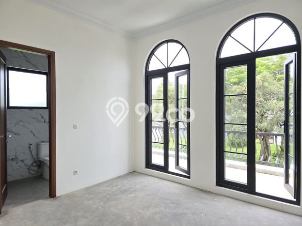 Jual Rumah Luas Megah Dengan View Cantik di BSD, Tangerang Jual Rumah Luas Megah Dengan View Cantik di BSD, Tangerang