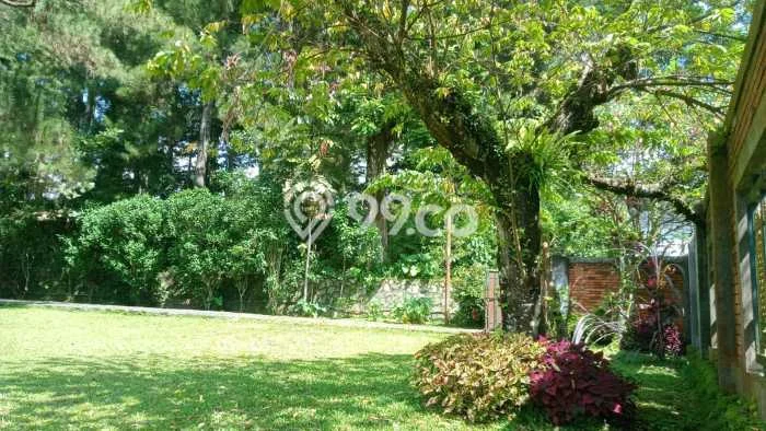 HARGA MENARIK! Vila di , Luas 2753m2m², Lokasi Premium dengan jalan mudah HARGA MENARIK! Vila di , Luas 2753m2m², Lokasi Premium dengan jalan mudah