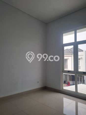 Dijual Hunian Rumah Terawat 4 KT di BSD, Tangerang Dijual Hunian Rumah Terawat 4 KT di BSD, Tangerang
