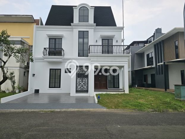 Ready to Use! Premium House LT 200m2 Desain Modern di BSD Ready to Use! Premium House LT 200m2 Desain Modern di BSD