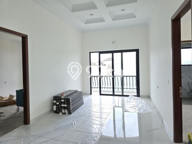 Jual Rumah Luas Megah Dengan View Cantik di BSD, Tangerang Jual Rumah Luas Megah Dengan View Cantik di BSD, Tangerang