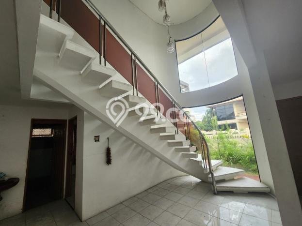 Ready to Use! Luxury House LT 339m2 Desain Elegan di Green garden Ready to Use! Luxury House LT 339m2 Desain Elegan di Green garden