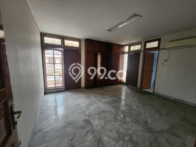 Ready to Use! Luxury House LT 339m2 Desain Elegan di Green garden Ready to Use! Luxury House LT 339m2 Desain Elegan di Green garden