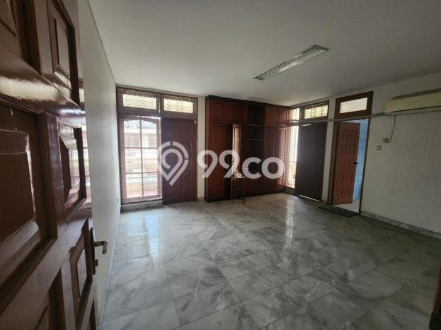 Ready to Use! Luxury House LT 339m2 Desain Elegan di Green garden Ready to Use! Luxury House LT 339m2 Desain Elegan di Green garden