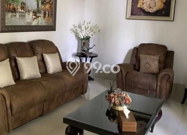 Rumah Elit Modern Tanpa Renovasi di Pejaten Jakarta Selatan Rumah Elit Modern Tanpa Renovasi di Pejaten Jakarta Selatan