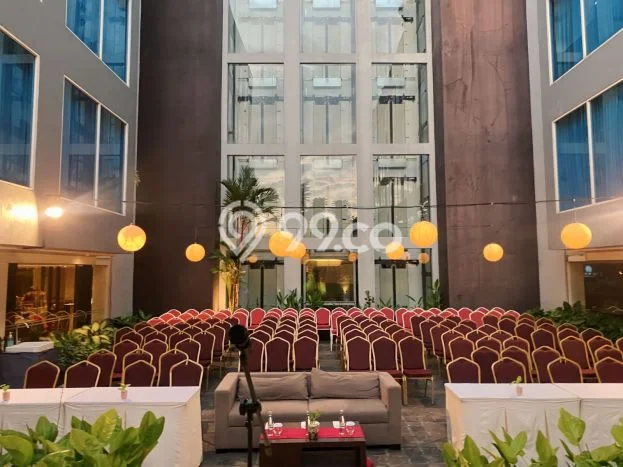 Dijual Hotel Kawasan Kuta, Luas 4000m2m², Kawasan Potensial, Jalan Utama Dijual Hotel Kawasan Kuta, Luas 4000m2m², Kawasan Potensial, Jalan Utama