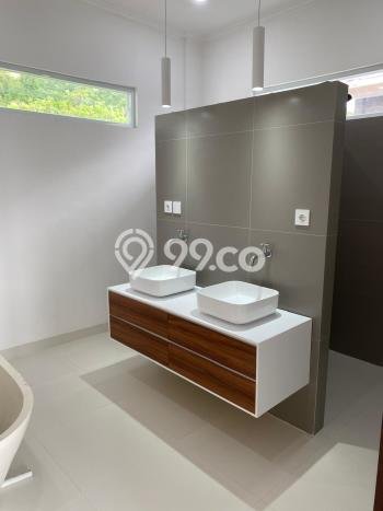 Hunian Berkualitas! Vila Kawasan , Dimensi 200m2m², Lingkungan Nyaman dan aman Hunian Berkualitas! Vila Kawasan , Dimensi 200m2m², Lingkungan Nyaman dan aman