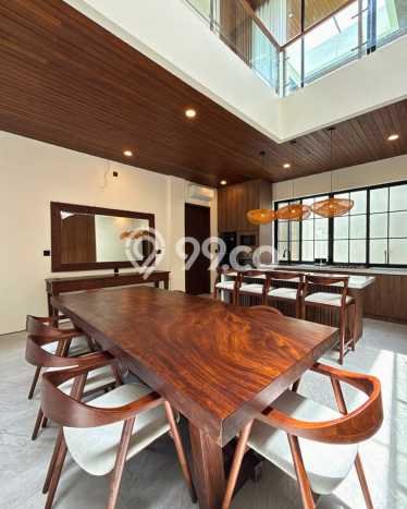 Vila Kawasan , Luas 240m2m², Lokasi Premium Vila Kawasan , Luas 240m2m², Lokasi Premium