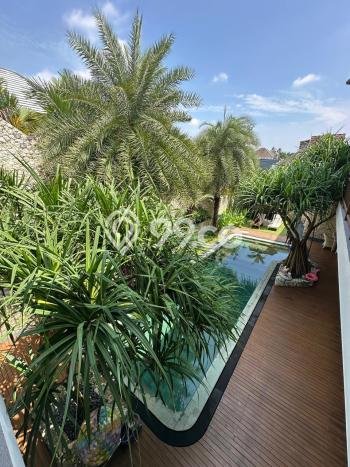 HARGA MENARIK! Vila di , Luas 400m2m², Lokasi Strategis dengan jalan bagus HARGA MENARIK! Vila di , Luas 400m2m², Lokasi Strategis dengan jalan bagus