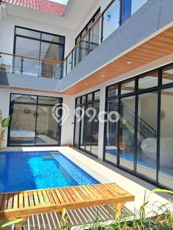 Vila Premium Kawasan , Luas 140m2m², Posisi Premium dengan jalan mudah Vila Premium Kawasan , Luas 140m2m², Posisi Premium dengan jalan mudah