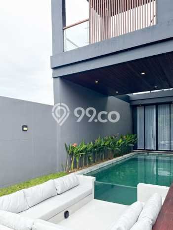 Vila Kawasan , Luas 240m2m², Lokasi Premium Vila Kawasan , Luas 240m2m², Lokasi Premium