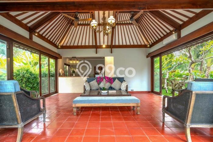 LOKASI TERBAIK! Vila Kawasan , Dimensi 3415m2m², Kawasan Asri dan nyaman LOKASI TERBAIK! Vila Kawasan , Dimensi 3415m2m², Kawasan Asri dan nyaman