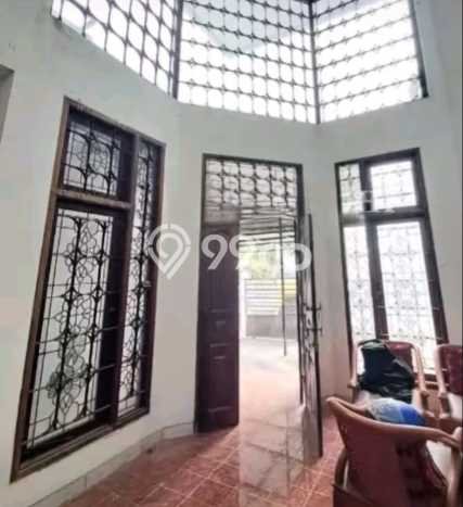 For Sale! Luxury House LT 241m2 Desain Modern di Sektor 3 - Bintaro For Sale! Luxury House LT 241m2 Desain Modern di Sektor 3 - Bintaro